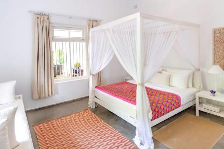 Отель Taru Villas 906 в Хиккадува - Шри-Ланка