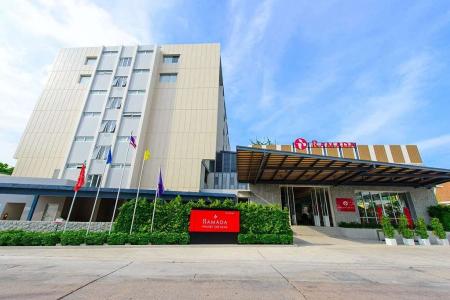 Отель Ramada by Wyndham Phuket Deevana Patong в пляж Патонг - Таиланд