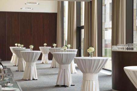 Отель DoubleTree by Hilton Hotel Moscow - Marina в Москва - Россия