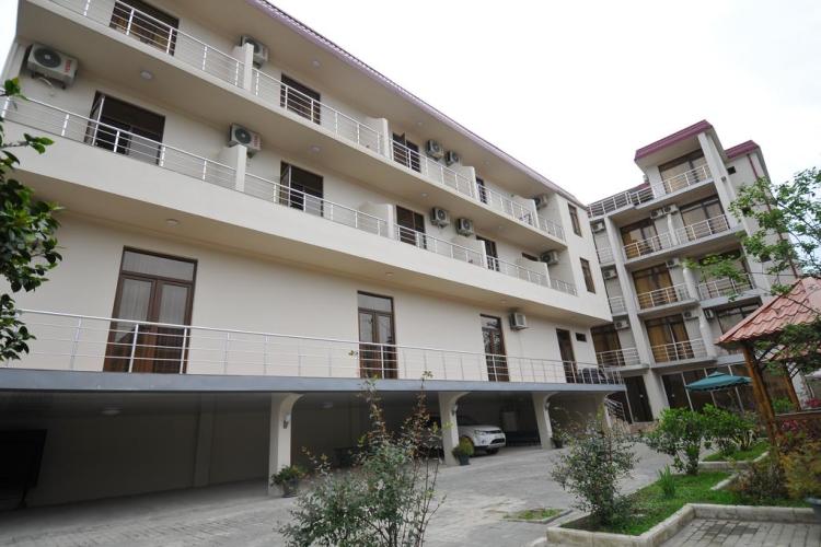 Cristal GB Hotel