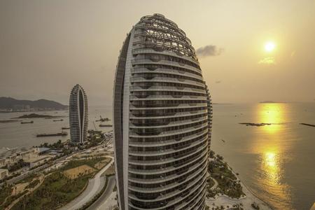 Отель Phoenix Island Resort Sanya в Санья - Китай
