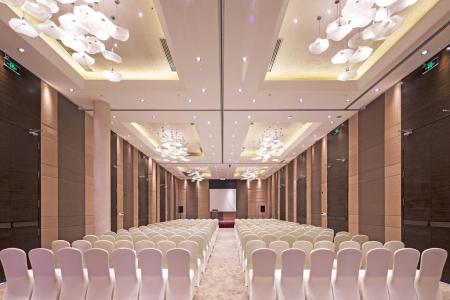 Отель Phoenix Island Resort Sanya в Санья - Китай