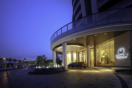 Отель Phoenix Island Resort Sanya в Санья - Китай