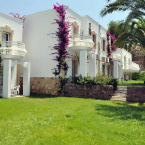 отель Siesta Beach & Apart