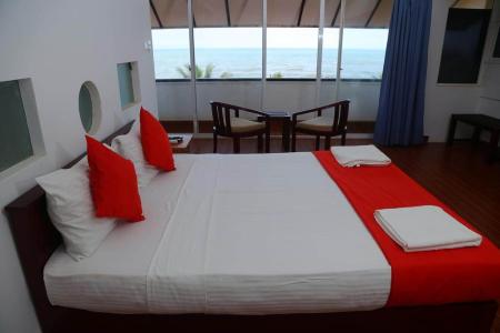 Отель White Rose Beach Resort в Маравила - Шри-Ланка