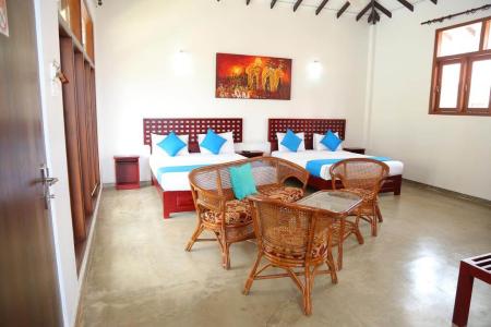 Отель White Rose Beach Resort в Маравила - Шри-Ланка