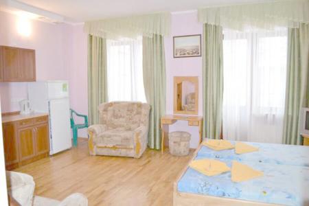 Отель Апартаменты Крым в Алушта - Россия