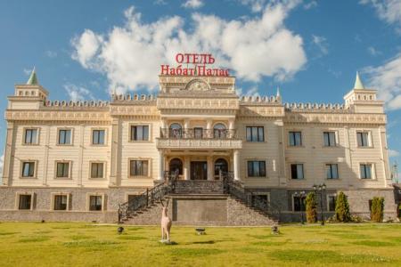 Набат Палас (Воеводино)