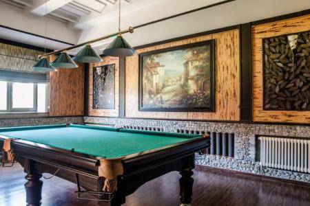 Набат Палас (Воеводино)