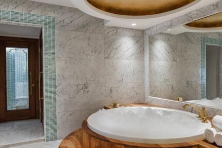 Kaya Artemis Resort & Casino