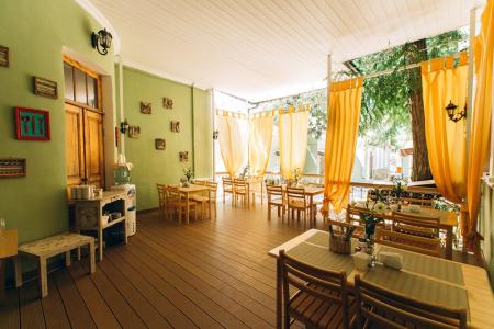 Отель Дом Cемейного Отдыха Федор Шаляпин в Евпатория - Россия