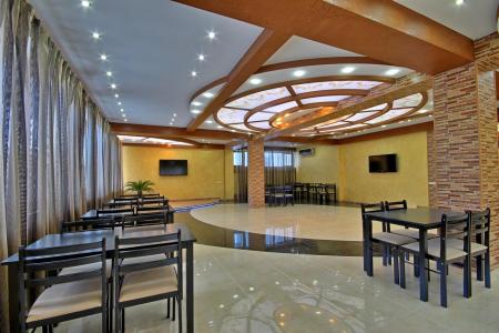 Отель Вилла Алина в Алушта - Россия