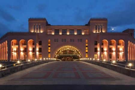 Отель Grand Resort Jermuk в Джермук - Армения