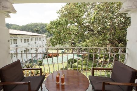 Отель Hotel Suisse в Канди - Шри-Ланка