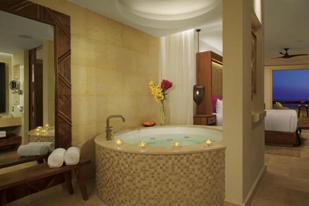 Отель Secrets Akumal Riviera Maya в Ривьера Майя - Мексика