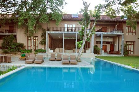 Roman Lake Ayurveda Resort 