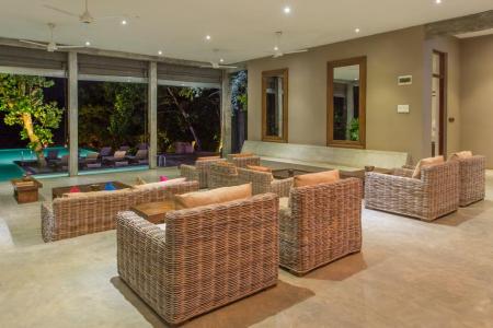 Roman Lake Ayurveda Resort 