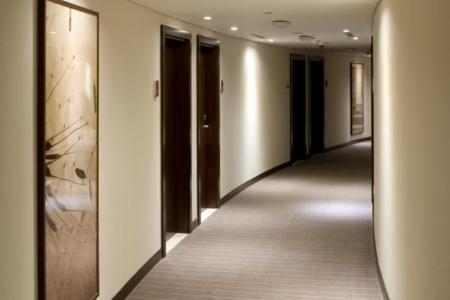 Отель Holiday Inn Muscat Al Seeb в Маскат - Оман