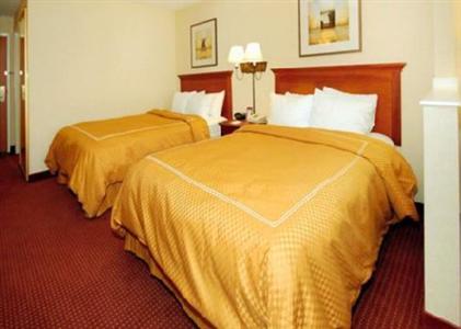 Comfort Suites Downtown / Seattle Center