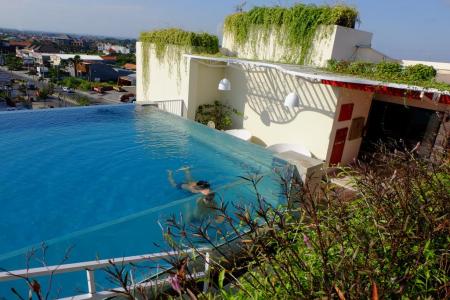 Отель Atanaya Kuta Bali Hotel в Кута - Индонезия