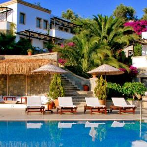 отель 4Reasons Hotel+Bistro