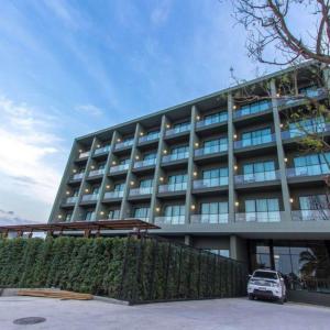 отель Sugar Marina Resort Aviator Phuket Airport