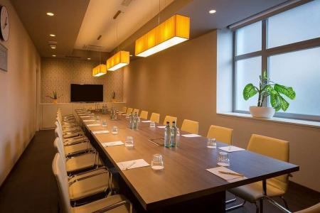 Отель DoubleTree by Hilton Hotel Yerevan City Centre в Ереван - Армения