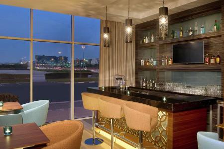 Отель Hilton Garden inn Dubai Jumeirah в Бур Дубай - ОАЭ