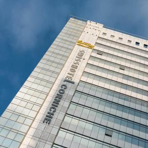 отель Swiss Hotel Corniche