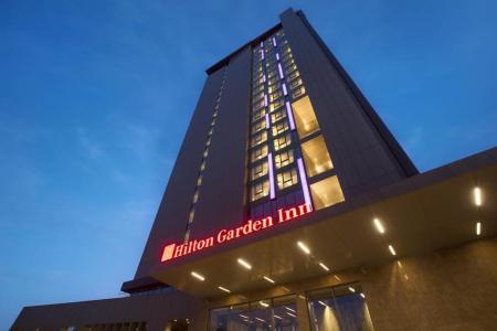 Отель Hilton Garden Inn Istanbul Ataturk Airport в Бахчелиэвлер - Турция