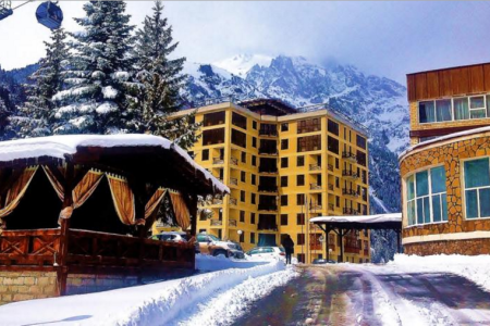 Отель Вершина в Домбай - Россия