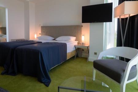 Отель Adriano Hotel в Адлер - Россия