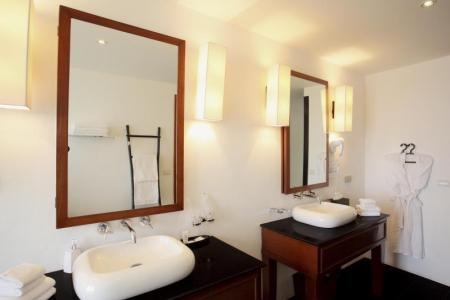 Отель Villa Baan Phu Prana в пляж Сурин - Таиланд