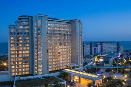 Отель Aloha Oceanfront Suite Resort в Бухта Чистой воды - Китай