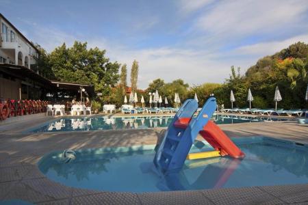 Kassandra Family Apart & Spa