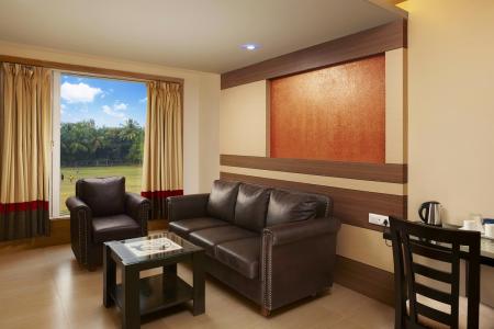 Отель Lemon Tree Red Fox в Морджим - Индия