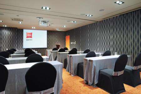 Отель Ibis Ambassador Seoul Insadong в Сеул - Южная Корея