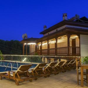 отель Hotel Azmakhan