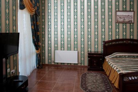 Отель California в Евпатория - Россия