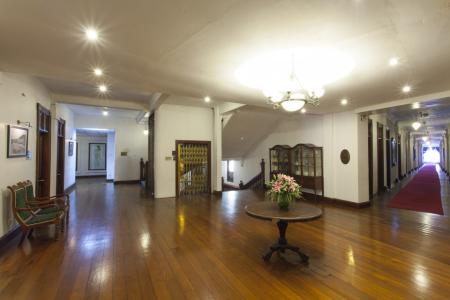 Отель Queen's Hotel в Канди - Шри-Ланка