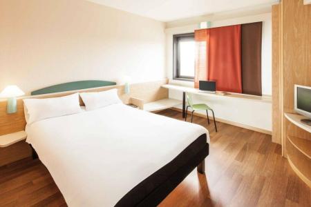 Отель Ibis Roma Fiera в Рим - Италия