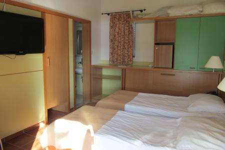 Depandansa Vila Park