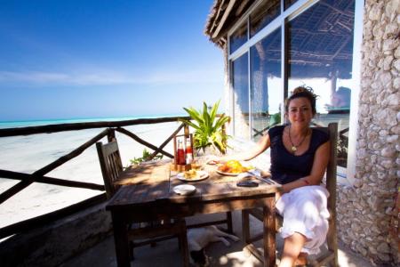 Отель Coral Rock Zanzibar в Джамбиани - Танзания