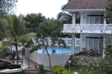 Laluna Ayurveda Resort