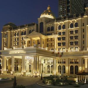 отель Al Habtoor Palace Dubai