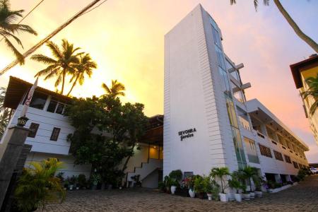 Отель Sevonra Beach Resort в Унаватуна - Шри-Ланка