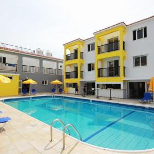 отель Sea CleoNapa Hotel