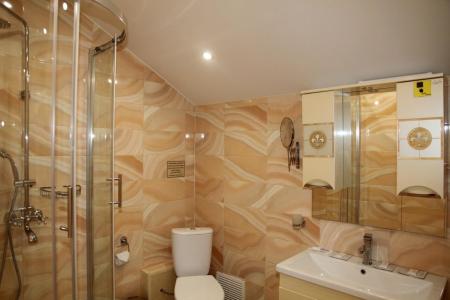 Бережки-Холл