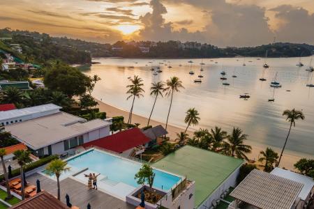 Отель Bandara Phuket Beach Resort в пляж Панва - Таиланд