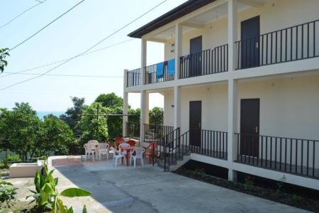 Отель Леон гостевой дом в Новый Афон - Абхазия